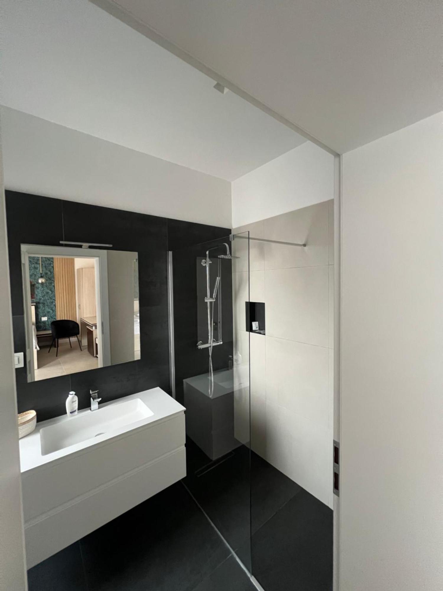 Pensiunea Villa D'Amici Mosnita Noua ภายนอก รูปภาพ
