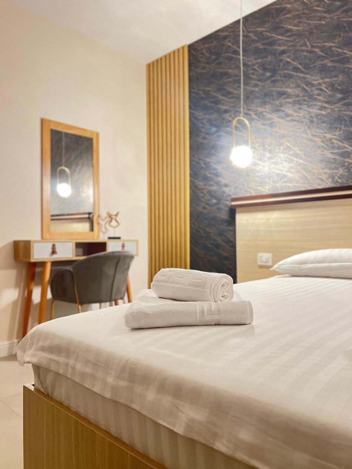 Pensiunea Villa D'Amici Mosnita Noua ภายนอก รูปภาพ