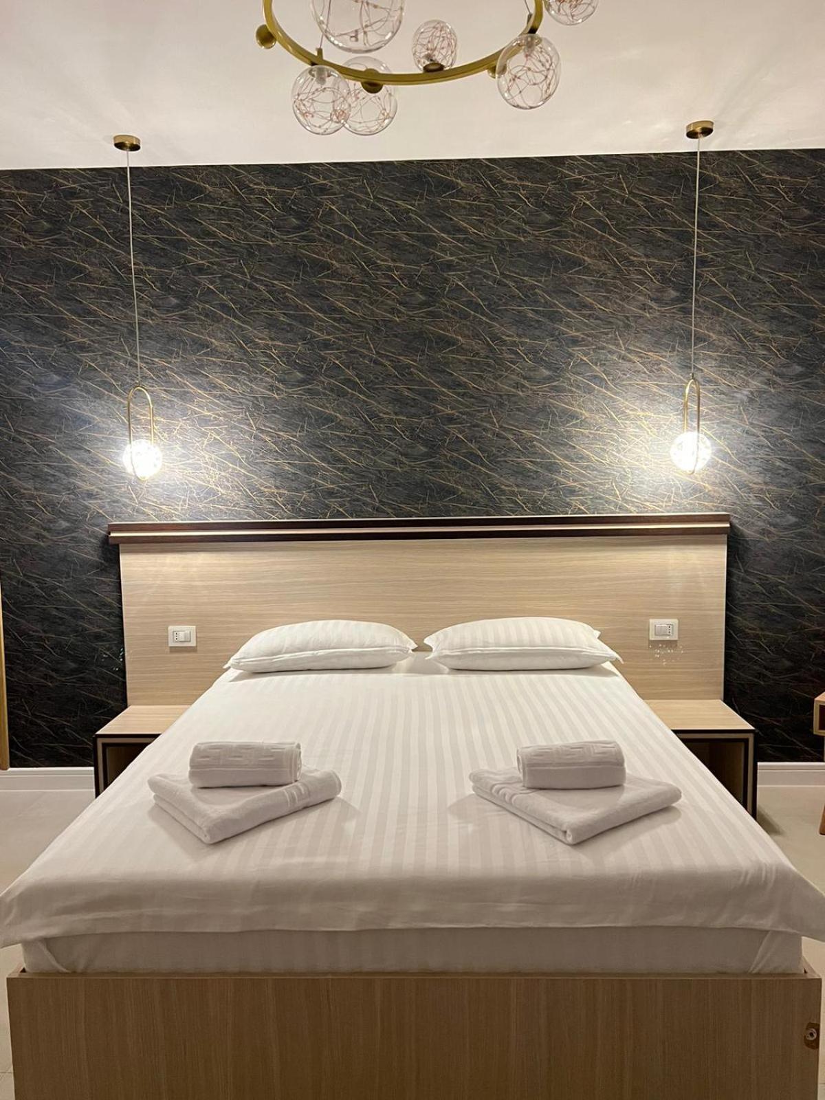 Pensiunea Villa D'Amici Mosnita Noua ภายนอก รูปภาพ