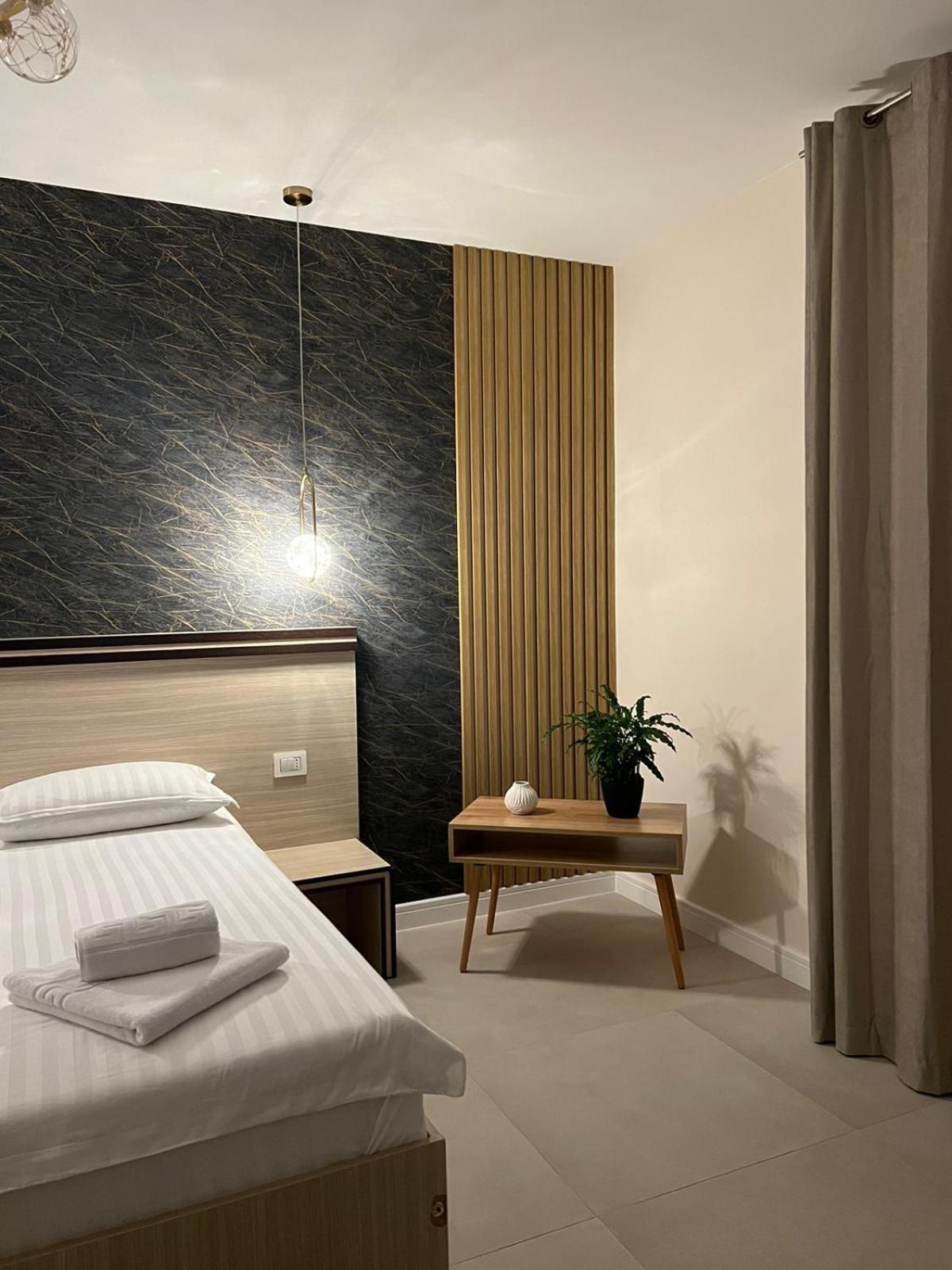 Pensiunea Villa D'Amici Mosnita Noua ภายนอก รูปภาพ