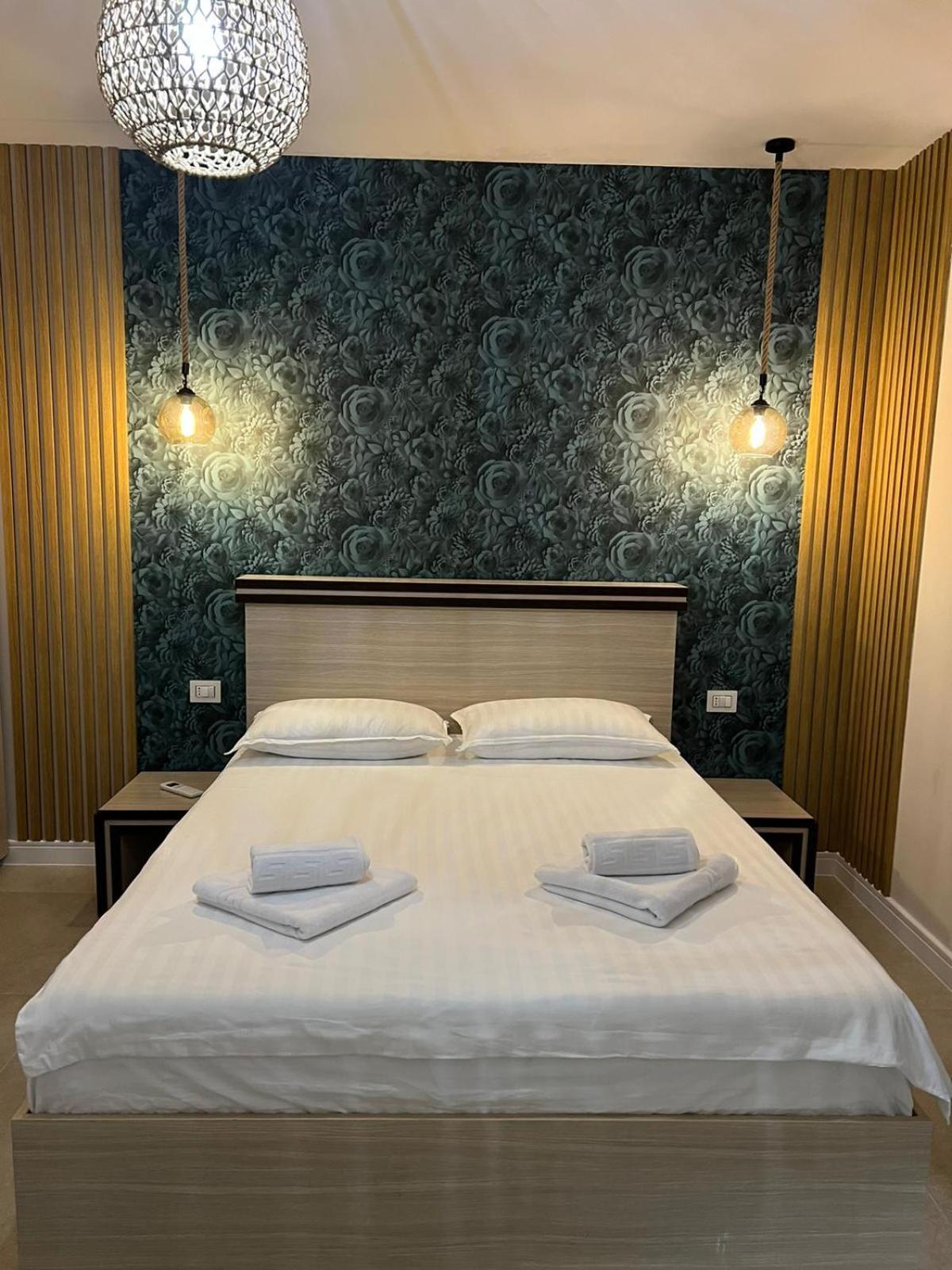 Pensiunea Villa D'Amici Mosnita Noua ภายนอก รูปภาพ